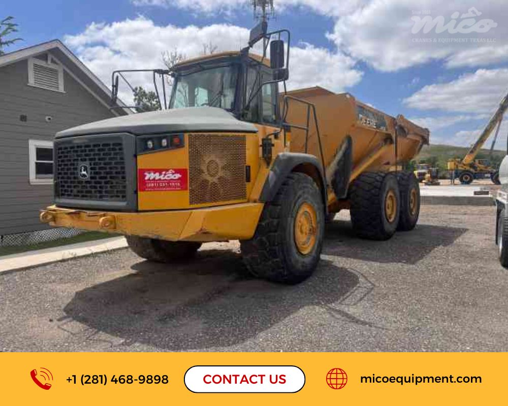 Used John Deere Articulated Dump Truck for Sale in HOUSTON, TEXAS